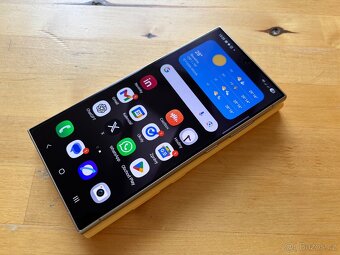 Zánovní Samsung S24 Ultra + zánovní Galaxy Watch 7 44mm - 3
