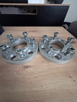 Distanční podložky 20mm Ford mustang 5.g - 3