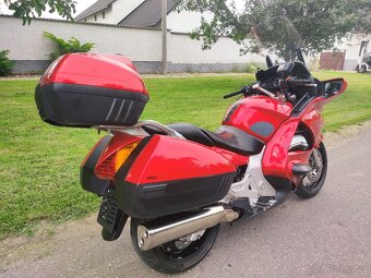 Honda ST 1300 Pan European ABS červená - 3