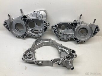 PÍSKOVÁNÍ/LAKOVÁNÍ - 3