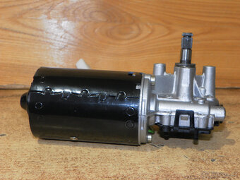 Elektromotor s převodovkou BOSCH 0 390 251 683 CHP 12V, 45ot - 3