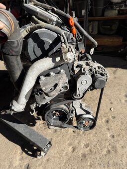 Motor Vw t5 1.9tdi AXC převodovka GTY 5q - 3