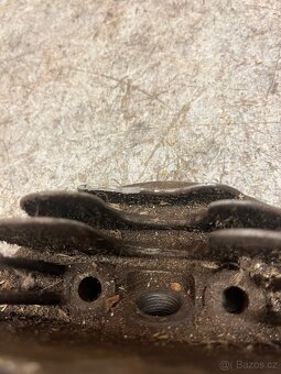 Hlava Válce asi ČZ 150C - 3