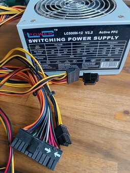 Intel Atom 330 CPU, 4GB DDR2 RAM, AMD Radeon HD + zdroj - 3