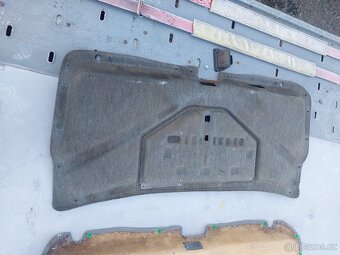 BMW e32 čalounění - 3