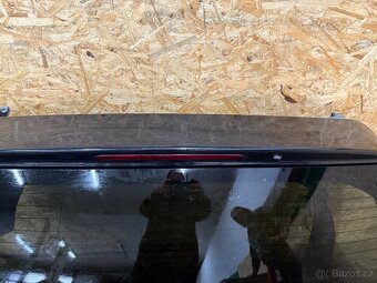 DVEŘE KUFRU MERCEDES R-CLASS W251 - 3