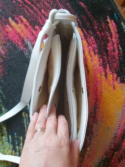 super bílá kožená kabelka Kara - 3