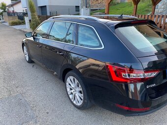 Škoda Superb L&K 2.0 tdi140kw - 3