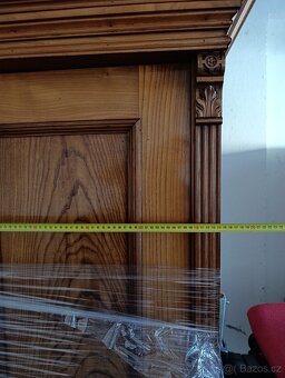 Starožitná šatní skříň - 3