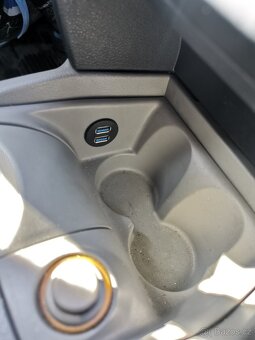 Renault clio 2, 1.5 dci 60 kw - 3