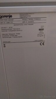 Prodám pultový mrazák 300 l - 3