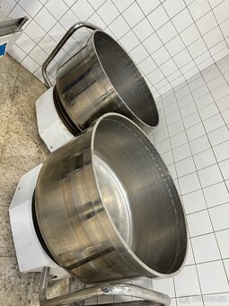 Hnětač těsta SM 160 - 3
