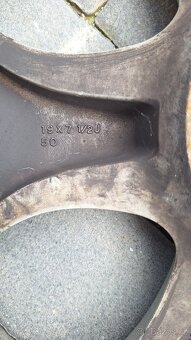 prodám ALU kola včetně pneu - orig. Mazda CX-7 - 3