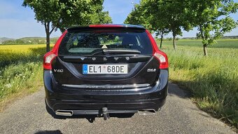 Volvo V60, 2.4 D6 AWD 162 kW PLUG-IN HYBRID - 3