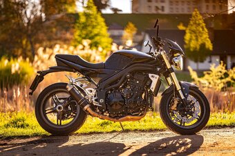Triumph Speed Triple 1050 - 3