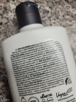 Nový kondicionér pro lesk Oleo Intense zn. Syoss - 3