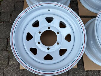 Ocelové disky Mangels Triangular 15x7" – 6x139,7 - 3