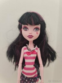 Draculaura skull shores Monster High - 3