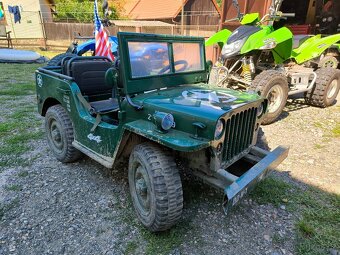 Třímístný elektrický Jeep Willys 4x4 (24V/480W), 2.4GHz - 3