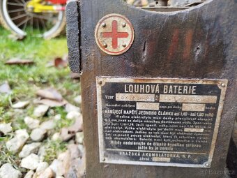 Staré louhové baterie z veteránů - 3