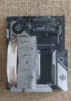 AMD Threadripper 3960X + ASRock TRX40 TRX40 Taichi - 3