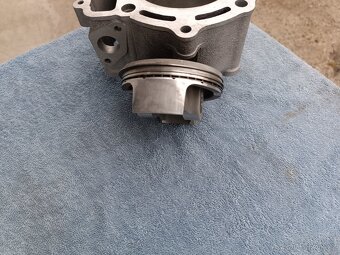 Husqvarna te 400 válec - 3