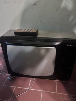 Stará TV Siemens s DO - 3