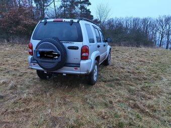 Jeep Cherokee Benzin KJ 3.7 4x4 - 3