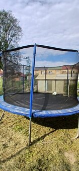 DĚTSKÁ TRAMPOLÍNA - 3