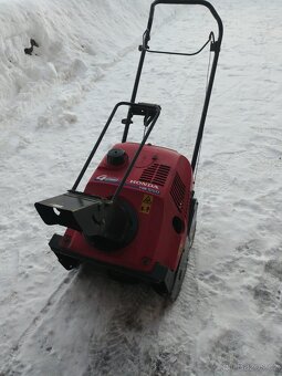 Sněžná fréza Honda - 3