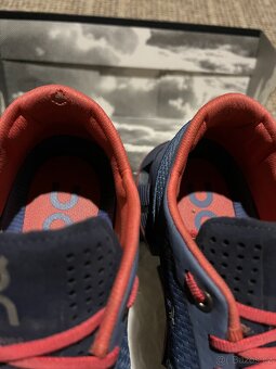 On Running Cloud X, velikost 38 - 3