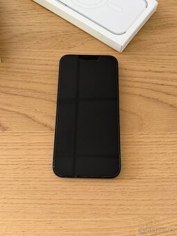 iPhone 13 128 GB, černý - jako nový - 3