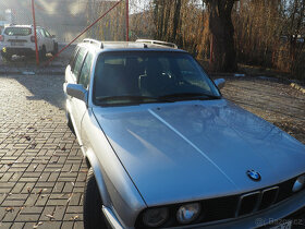BMW E 30 318i TOURING - 3