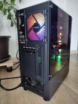 PC Core i3, Radeon Vega56 8 GB, 16 GB RAM, SSD - 3
