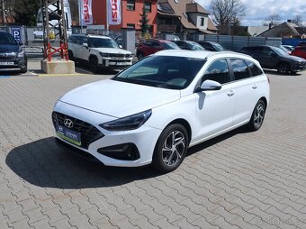 Hyundai i30 WG 1.6CRDi 85kW SMART ČR 1MAJITEL TAŽNÉ - 3