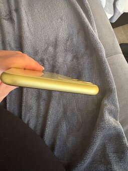 iPhone 11 - 3