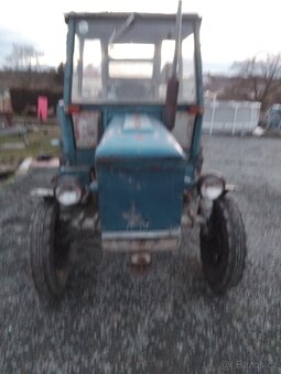 Prodám traktor Zetor - 3