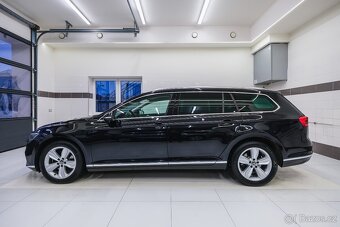 Volkswagen Passat b8 2020 2.0TSI 140kW Elegance CZ 1.maj - 3
