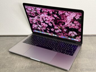 MacBook Pro 13'' 2017 i5 / 8GB / 128GB SSD / Space Gray - - 3