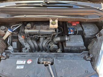 Citroën C4 Grand Picasso 1.8i, 7 míst, panoráma, tažné - 3