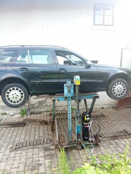 Nůžkový zvedák po modernizaci 220v - 3