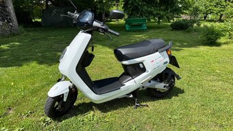Elektro skútr NIU MQi+SPORT - 3