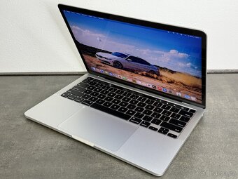 MacBook Pro 13'' 2020 / M1 / 16GB / 512GB SSD / Silver - D - 3