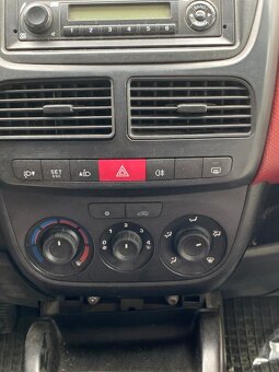Rozpredám Fiat Doblo 1.6MJet 77kw 2013 198A3000 - 3