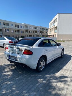 Mazda 323f - 3