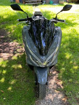 Skútr Honda PCX 125 rv. 2019 - 3