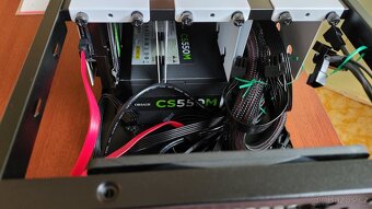 Modulární zdroj Corsair CS550M 550W 80PLUS GOLD ATX2.4 - 3