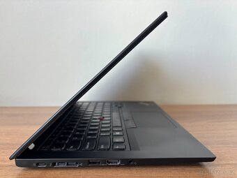 Lenovo ThinkPad X390, dotykový - 3