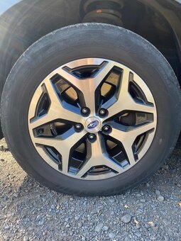 Subaru Forester 2.0 e-Boxer - 3