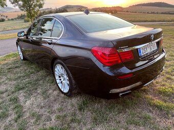 BMW 750ixDrive NightVision M Pacet 2012 226 600 km - 3